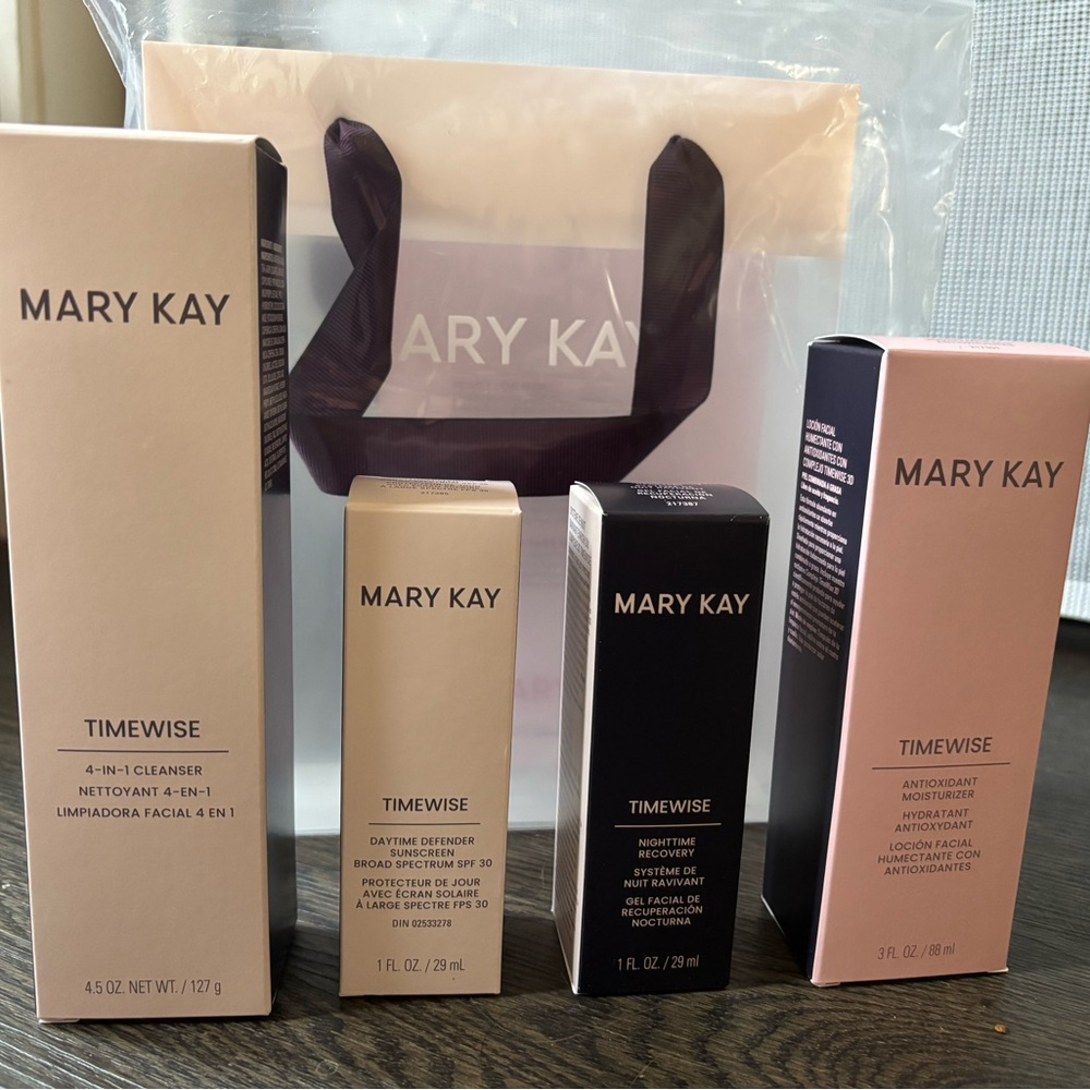 New Mary Kay Timewise Set
